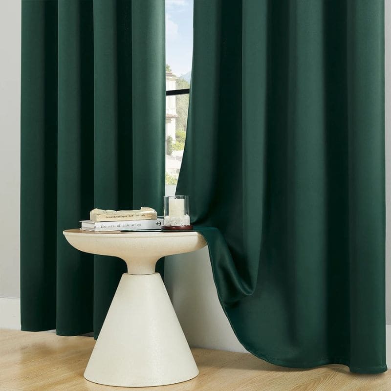 Cortina, Cortina para Sala, Cortina para Quarto, Cortina Blackout, Cortina de Voil, Cortina de Linho, Cortina de Tecido, Cortina Elegante, Cortina para Janela, Cortina para Porta, Cortina Longa, Cortina Curta, Cortina Moderna, Cortina Rústica, Cortina com Ilhós, Cortina Sob Medida, Cortina Decorativa, Cortina para Casa, CoreUtilidades
